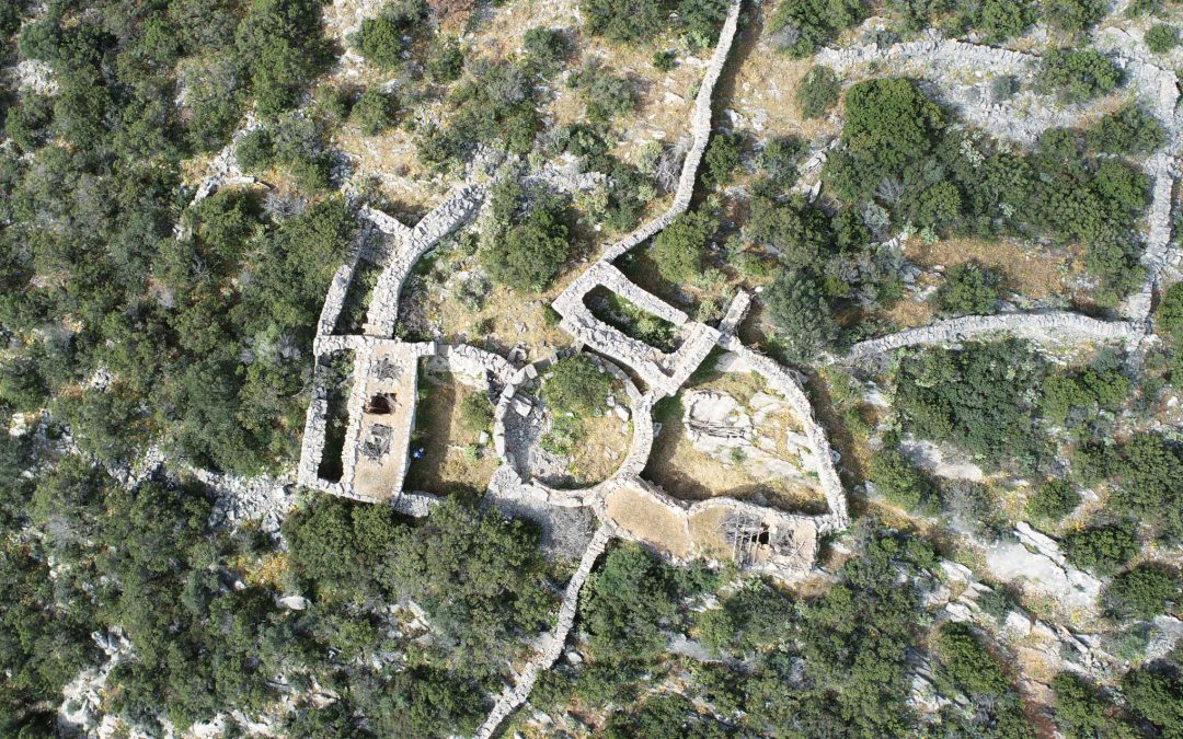Siphnos and Beyond – Αναλυτική τεκμηρίωση της μακραίωνης ιστορίας της Σίφνου σε περιοχές του νησιού με σημαντικό πολιτισμικό ενδιαφέρον